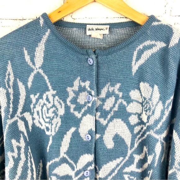 Vintage Plus Size Floral Knit Cardigan Sweater - Picture 2 of 9